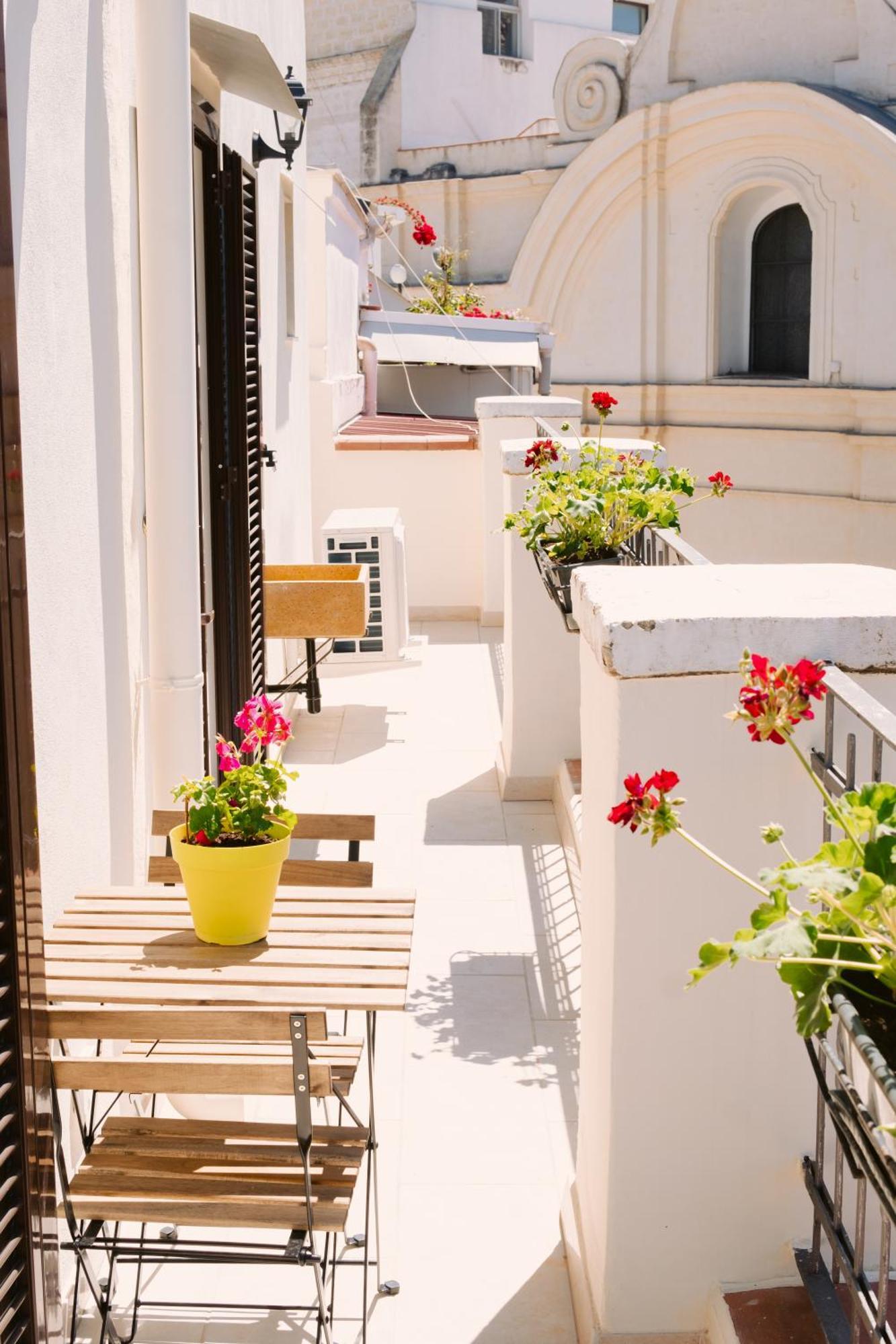 Casa Antonia - Terrace & Suites Барі Екстер'єр фото